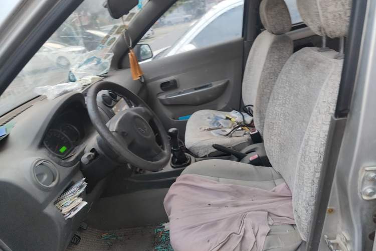 Used Wuling Hongguang 2014 1.2L Base Model China IV
