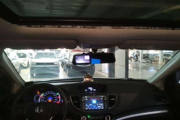 Used Honda CR-V 2016 2.0L two-wheel drive Urban Edition Headliner