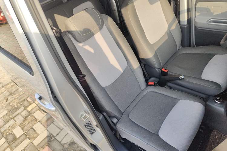 Used Wuling Zhiguang New Energy 2025 Model 305km Ambitious Edition
