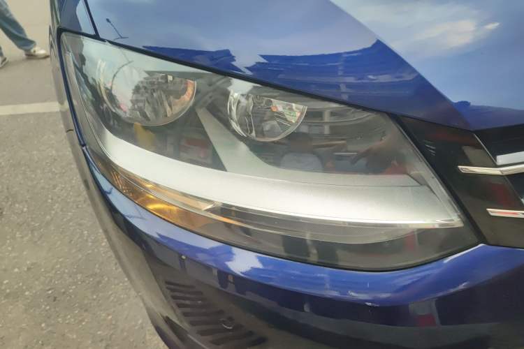 Used Volkswagen Sharan 2018 380TSI Comfort Edition 7-Seater Right Front Headlight