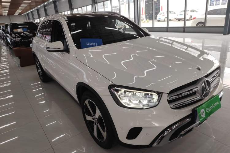 Used Mercedes-Benz GLC 2022 Second Facelift GLC 260 L 4MATIC Dynamic Edition Front Right 45 Deg
