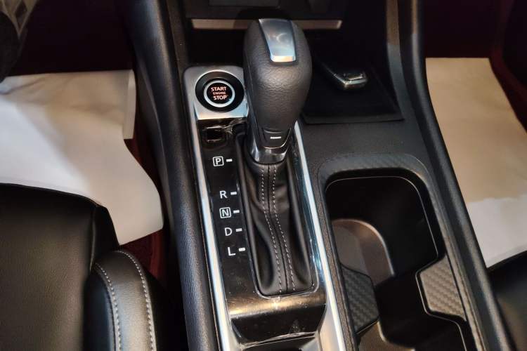 Used Nissan Sylphy 2023 Revised 1.6L CVT Enjoyment Edition Gear Lever