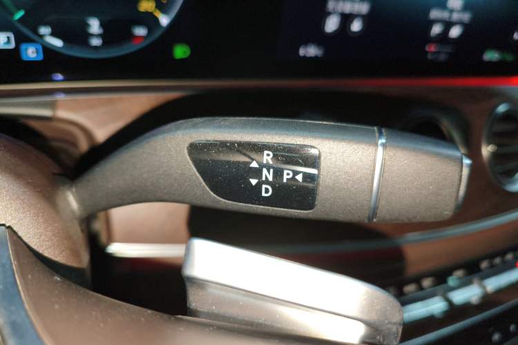 Used Mercedes-Benz E-Class 2023 Updated E 300 L Luxury Edition
