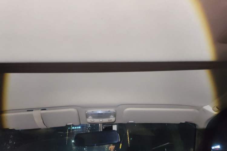 Used Foton Scenic G5 2019 2.0L New Express 7-Seater 1TZ
