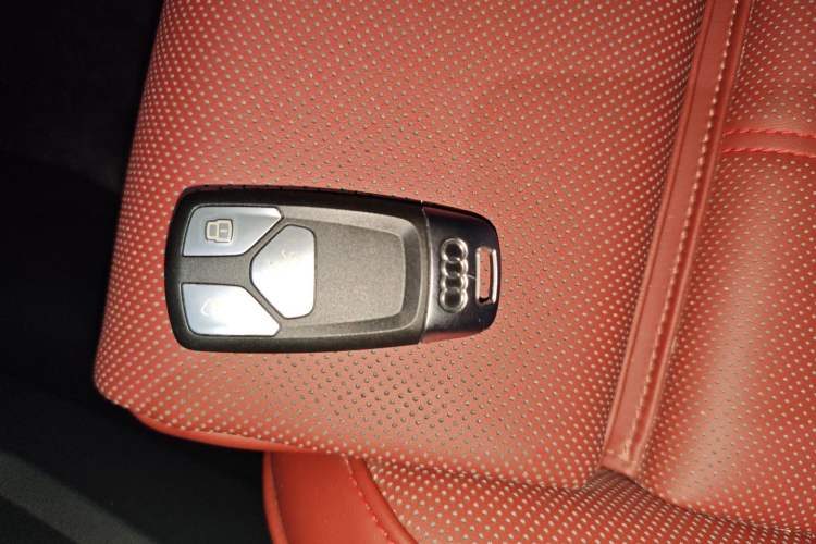 Used Audi A4L 2025 2 Million Units Enjoyment Version 40 TFSI Luxury Dynamic Edition B&O Starry Night Edition Interior 1