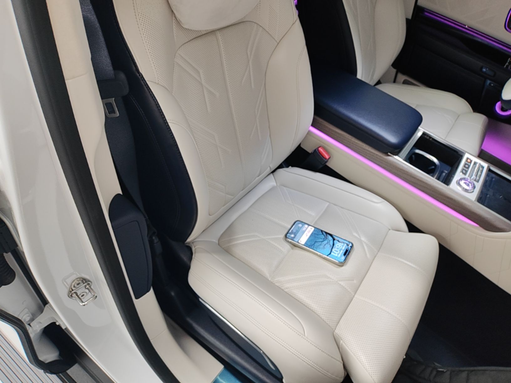 Zeekr 9X 2025 Hyper Edition 70kWh — снимка 19