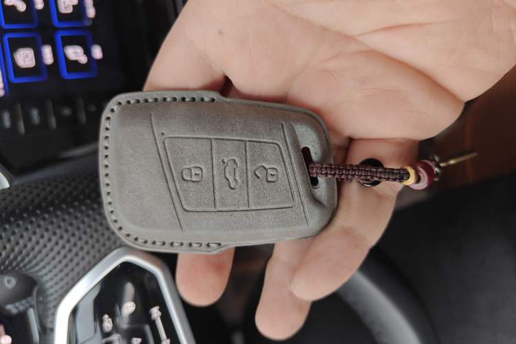 Used Volkswagen Magotan 2024 2 Million Units Zhongxiang Version 330TSI DSG Luxury Edition