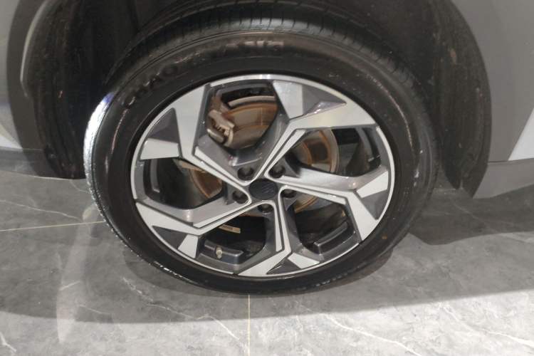 Used Geely Auto FX11 2024 1.5TD DCT Prestige Edition
