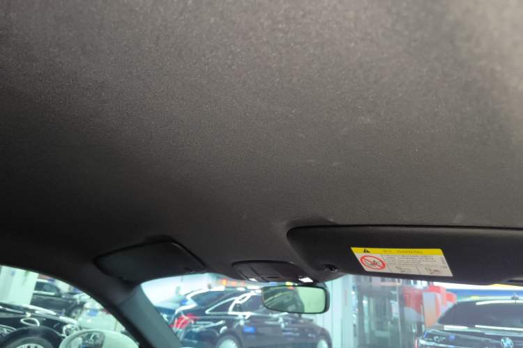 Used Porsche 718 2022 Cayman 2.0T
