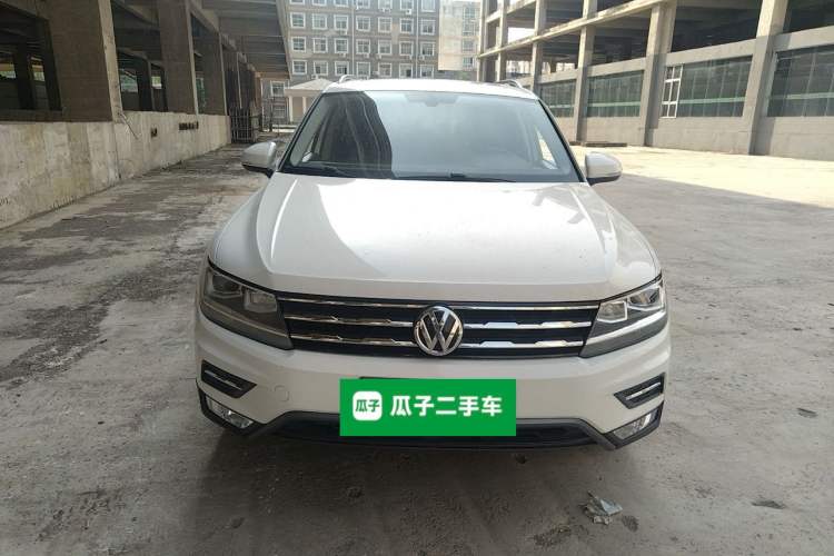 Used Volkswagen Tiguan L 2019 Updated Version 330TSI Automatic Two-Wheel Drive Panoramic Comfort Edition China VI Standard