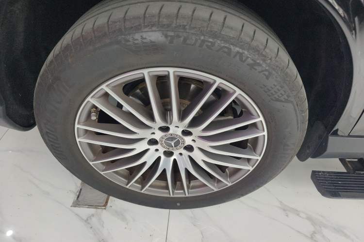 Used Mercedes-Benz GLC 2023 GLC 300 L 4MATIC Dynamic 7-Seater