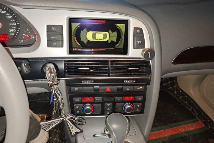 Used Audi A6L 2009 2.0 TFSI automatic standard version