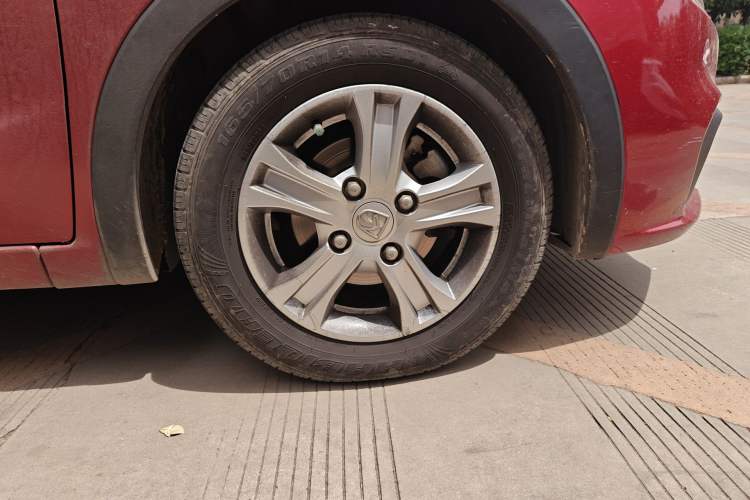 Used Baojun 310 2016 1.2L Manual Luxury Model Right Front Wheel Hub