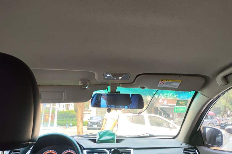 Used BYD F3 2016 1.5L Automatic Luxury Model Headliner