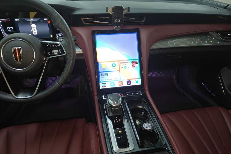 Used Hongqi H5 2024 1.5T DCT Smart Connect Flagship Edition
