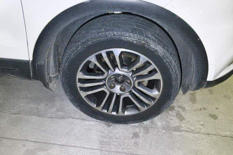 Used Qoros 5 2017 1.6T Automatic Prestige Model
