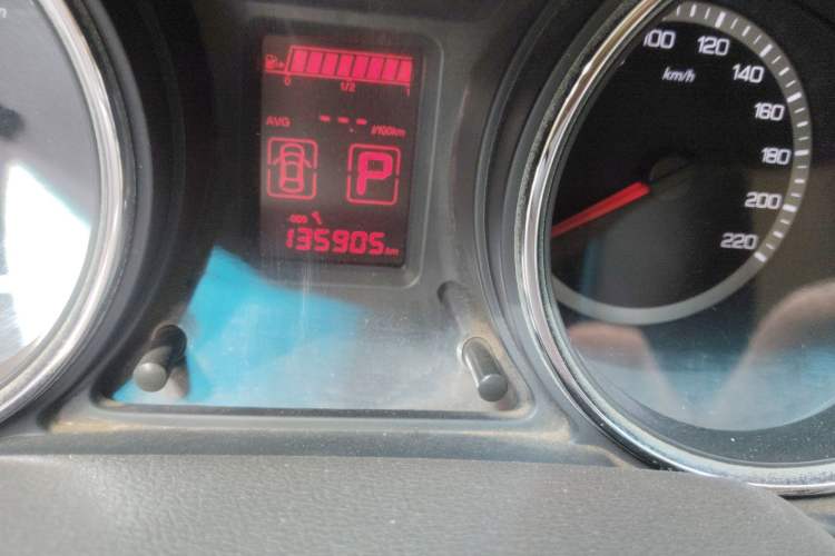 Used Dongfeng Aeolus A60 2012 1.6L Automatic Luxury Version
