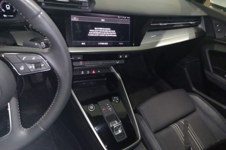 Used Audi A3 2021 Sportback 35 TFSI Fashionable Sports Model
