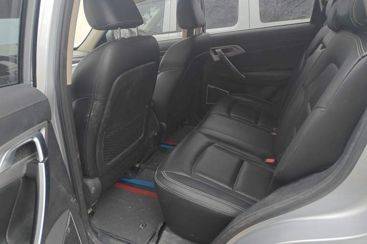 Used Geely Auto Emgrand X7 Sport 2016 2.0L Manual ZhiShang Version