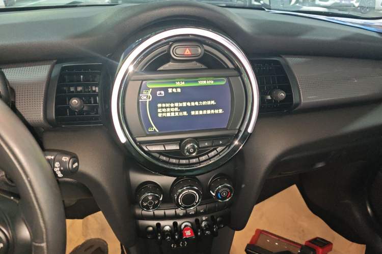 Used MINI 2016 1.5T COOPER
