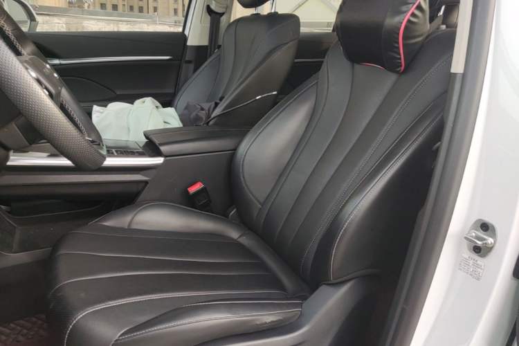 Used Roewe RX5 MAX 2022 1.5T Automatic Zhiwei Prestige Edition
