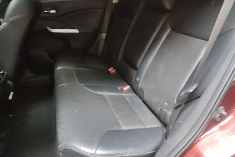 Used Honda CR-V 2015 2.4L two-wheel drive luxury version Left Rear Seat