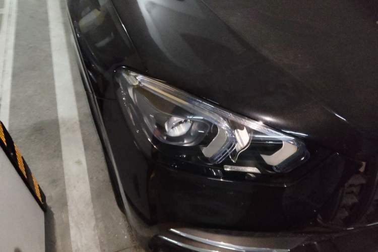 Used Mercedes-Benz GLE 2021 GLE 350 4MATIC Luxury Model Right Front Headlight