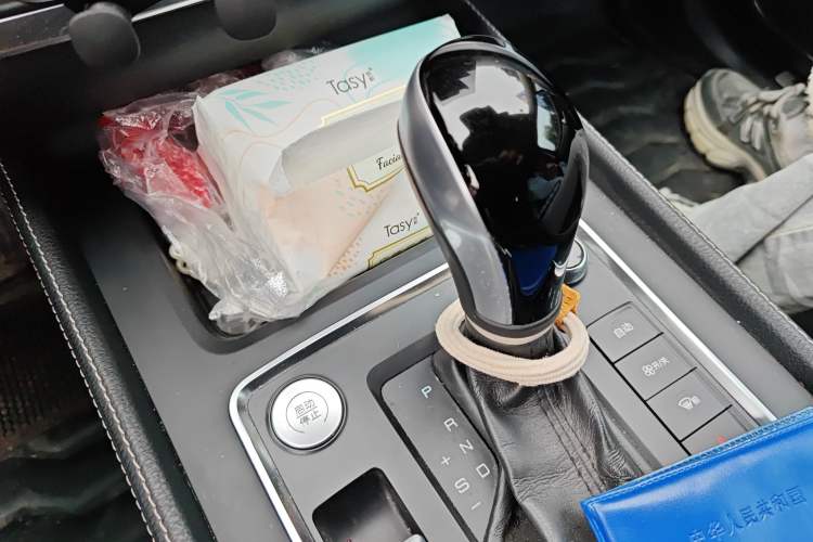 Used BYD Tang 2018 2.0T Automatic Smart Connect Prestige 7-Seater China V Standard Gear Lever