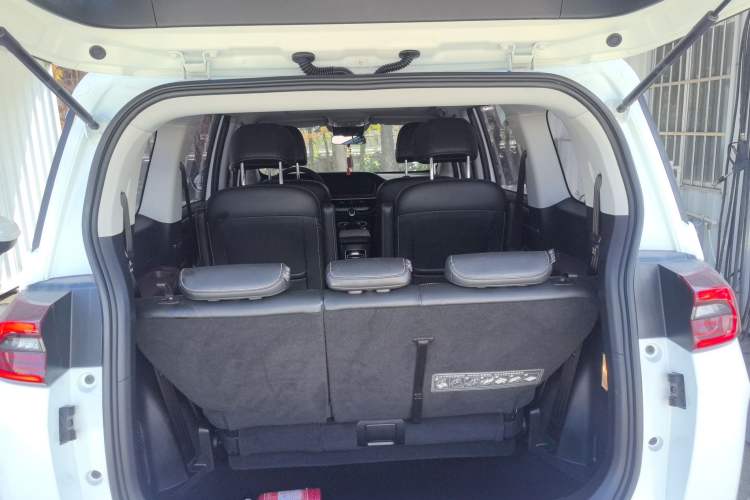 Used GAC Trumpchi M6 2021 PRO 270T DCT Luxury Edition
