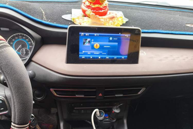 Used Dongfeng Fengon S560 2021 1.5T Manual Urban Model Audio And AC Panel