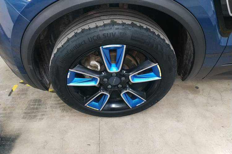 Used Lynk & Co 01 2017 2.0T Two-Wheel Drive Zhaopu Version Left Front Wheel Hub