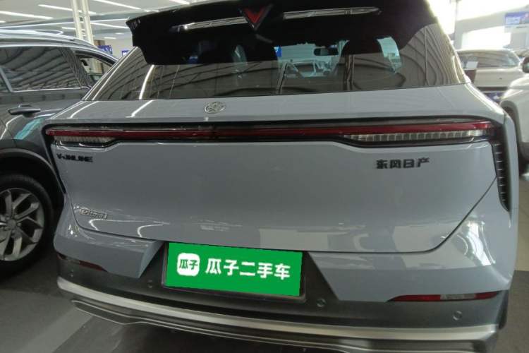 Used Venucia V DD-i 2023 110km iT Version Rear