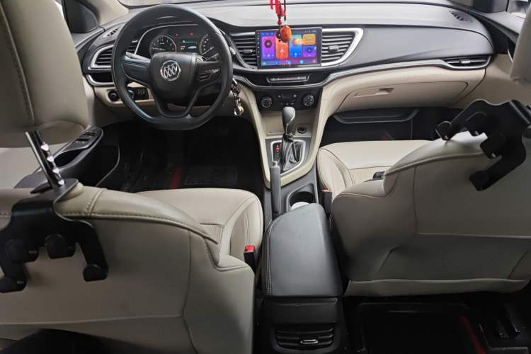 Used Buick GT 2016 15N Automatic Elite Edition Center Console