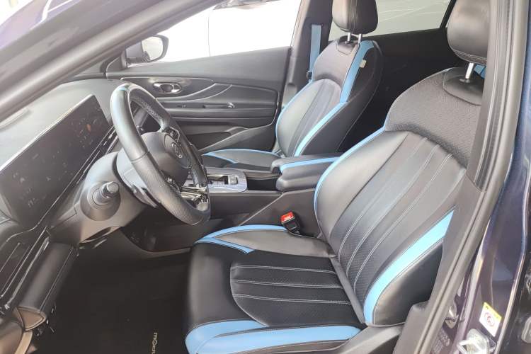 Used GAC Trumpchi EMPOW 2022 270T DCT J16 Galaxy Fighter Edition
