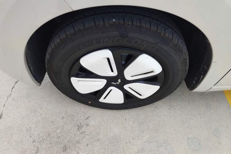 Used Wuling Hongguang MINIEV 2025 Four-Door Version Advanced Edition