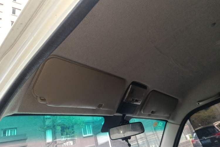 Used Jinbei Hiace X30 2021 1.5L Deluxe Edition Aluminum Wheels Two-Tone Design Central Air Conditioning MP5 Version Van China VI Standard SWC15M Headliner