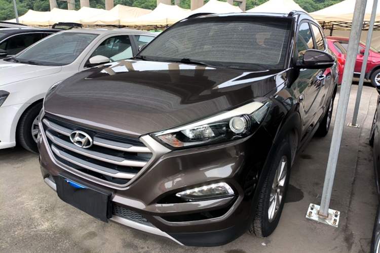 Used Hyundai Tucson 2018 1.6T Dual-Clutch Two-Wheel Drive 15th Anniversary Special Edition Guazi used car, China used car export, Used car for sale, Used  cars, Cheapest cars for sale