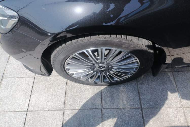 Used Mercedes-Benz E-Class 2023 Updated E 300 L Fashion Edition Left Front Wheel Hub