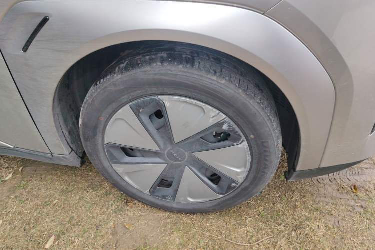 Used AION Y 2023 Plus 610 Enjoyment Edition Ternary Lithium
