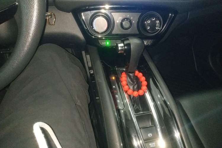 Used Honda Vezel 2017 1.5L CVT 2WD Comfort Model