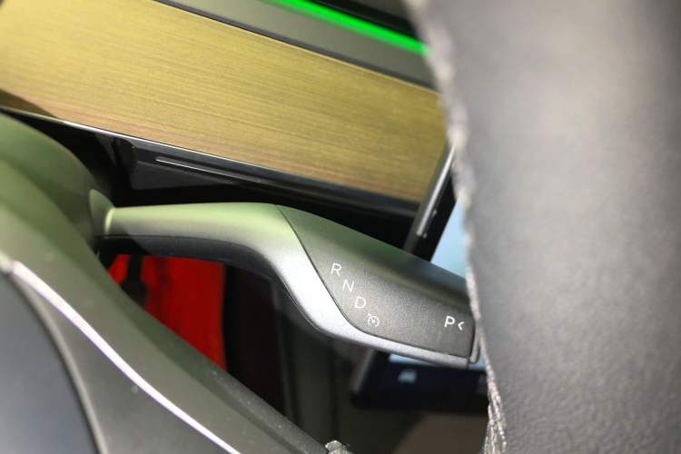 Used Tesla Model Y 2021 Standard Range Rear-Wheel Drive Version Gear Lever