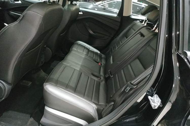 Used Ford Kuga 2019 EcoBoost 180 Two-Wheel-Drive Platinum Edition China VI Standard
