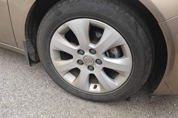 Used Buick Regal 2014 2.0L Leading Fashion Edition