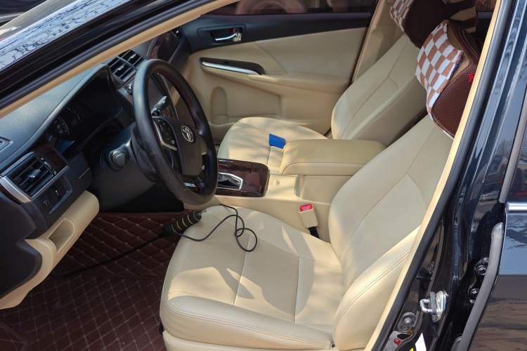 Used Toyota Camry 2016 2.0E 10th Anniversary Elite Edition Left Front Seat