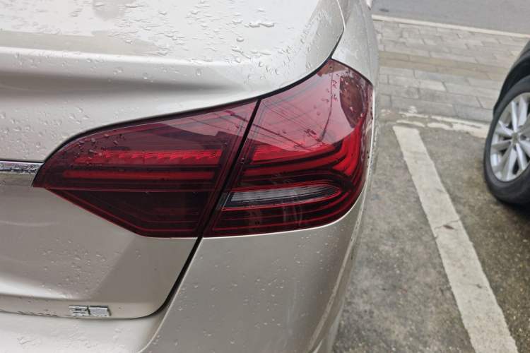 Used Geely Auto Emgrand 2021 UP 1.5L CVT Advanced Edition Right Rear Taillight