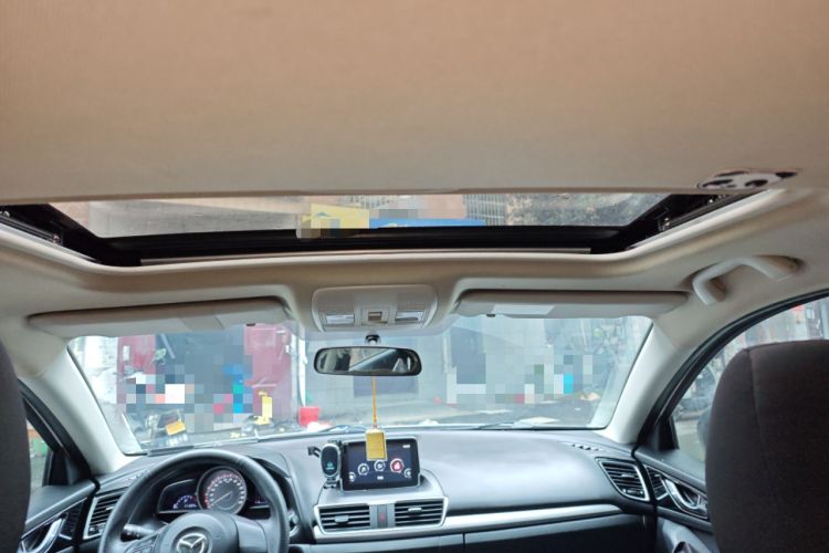 Used Mazda Mazda 3 Axela 2014 Sedan 1.5L Automatic Luxury Model