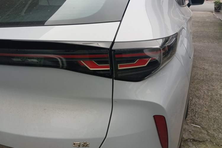 Used Volkswagen ID.UNYX 2024 Revised Ultra Long-Range Version Exterior 3