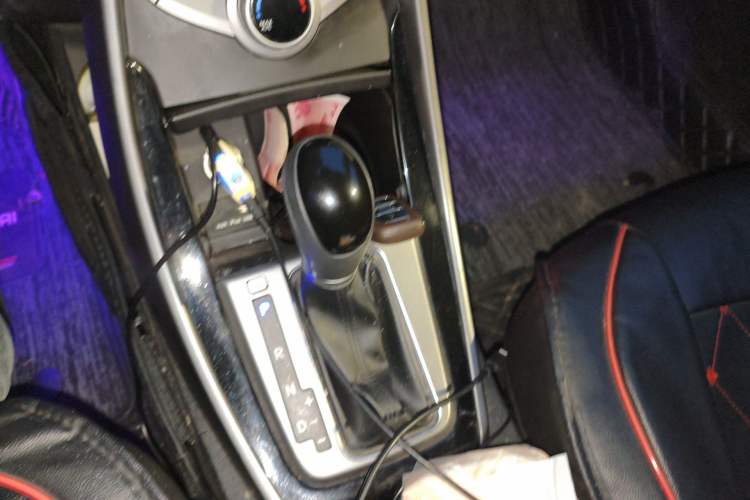 Used Hyundai Elantra (5th Generation / Langdong) 2016 1.6L Automatic Prestige Model Gear Lever