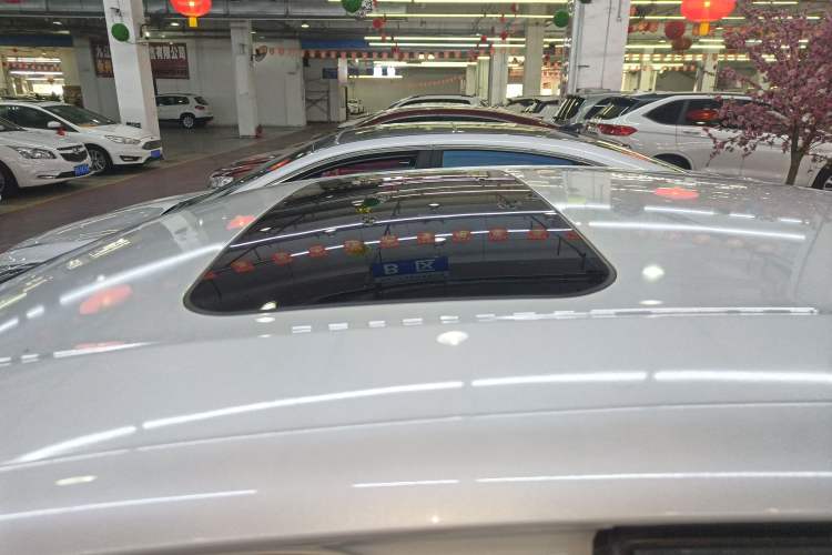 Used Peugeot 308 2018 1.6L Automatic Luxury Edition
