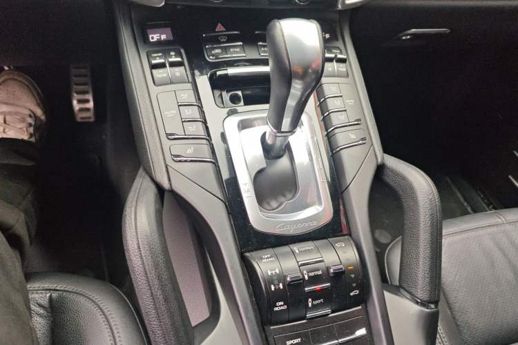 Used Porsche Cayenne 2014 Cayenne Platinum Edition 3.0T